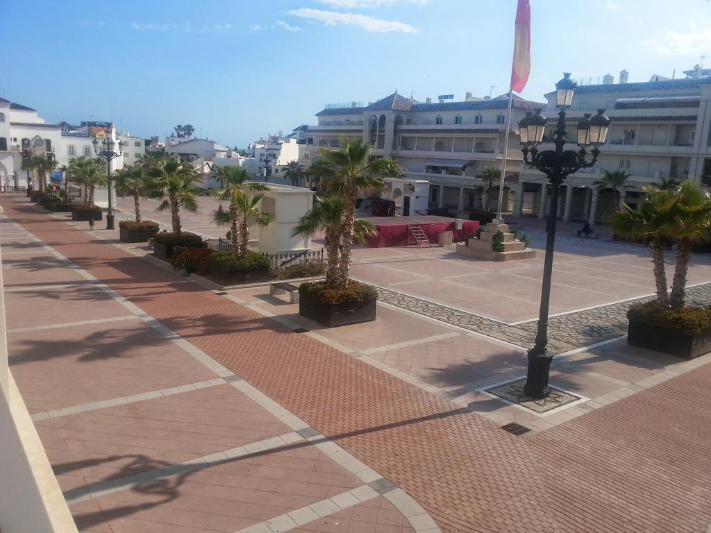 Apartamento Plaza Espana 内尔哈 外观 照片